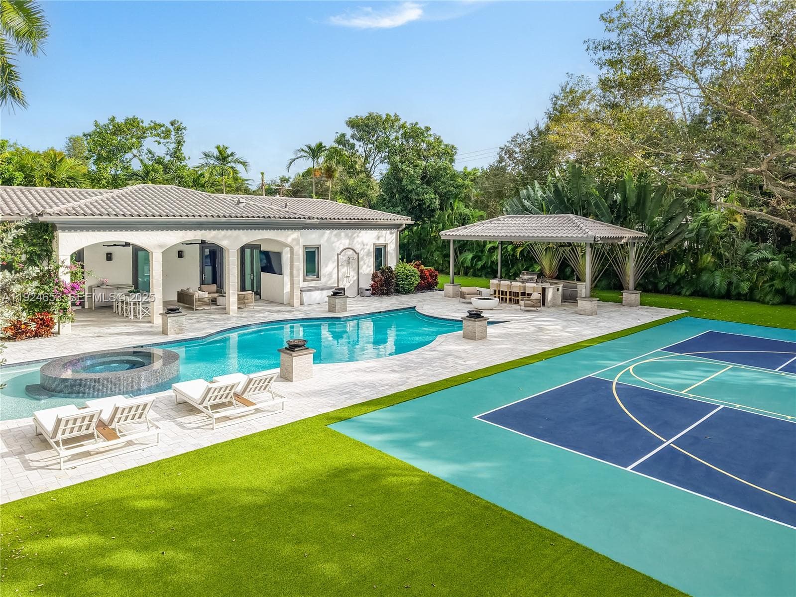 6080 SW 104th St, Pinecrest FL 33156 — 40