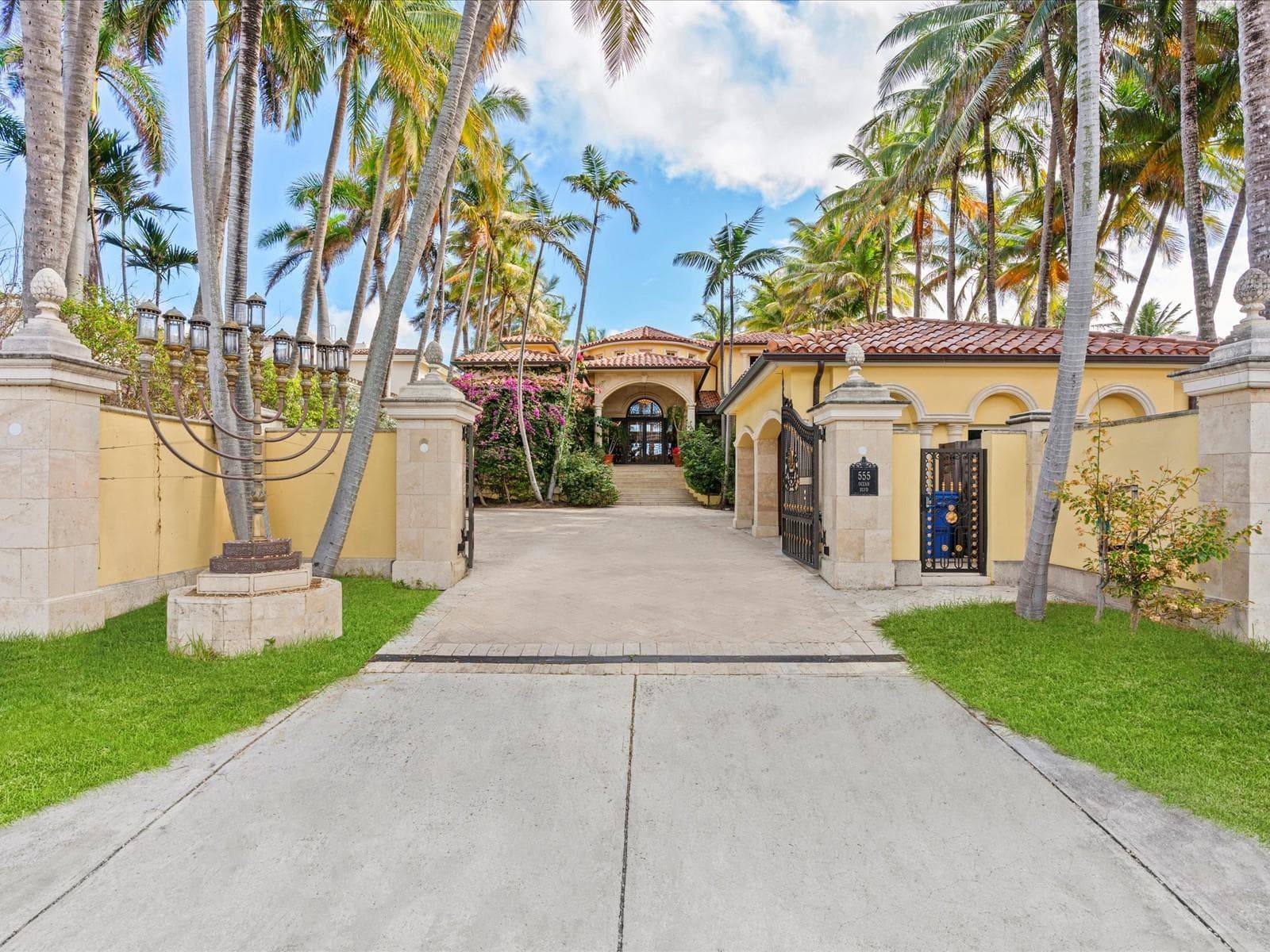 555 Ocean Boulevard, Golden Beach FL 33160 — 2