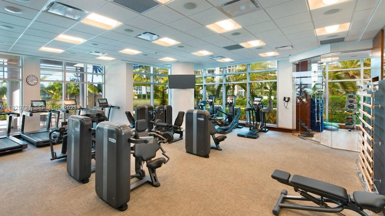 10295 Collins Ave # 1203, Bal Harbour FL 33154 — 25