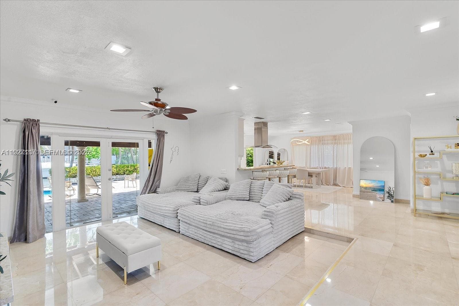 3220 NE 164th st, North Miami Beach FL 33160 — 4