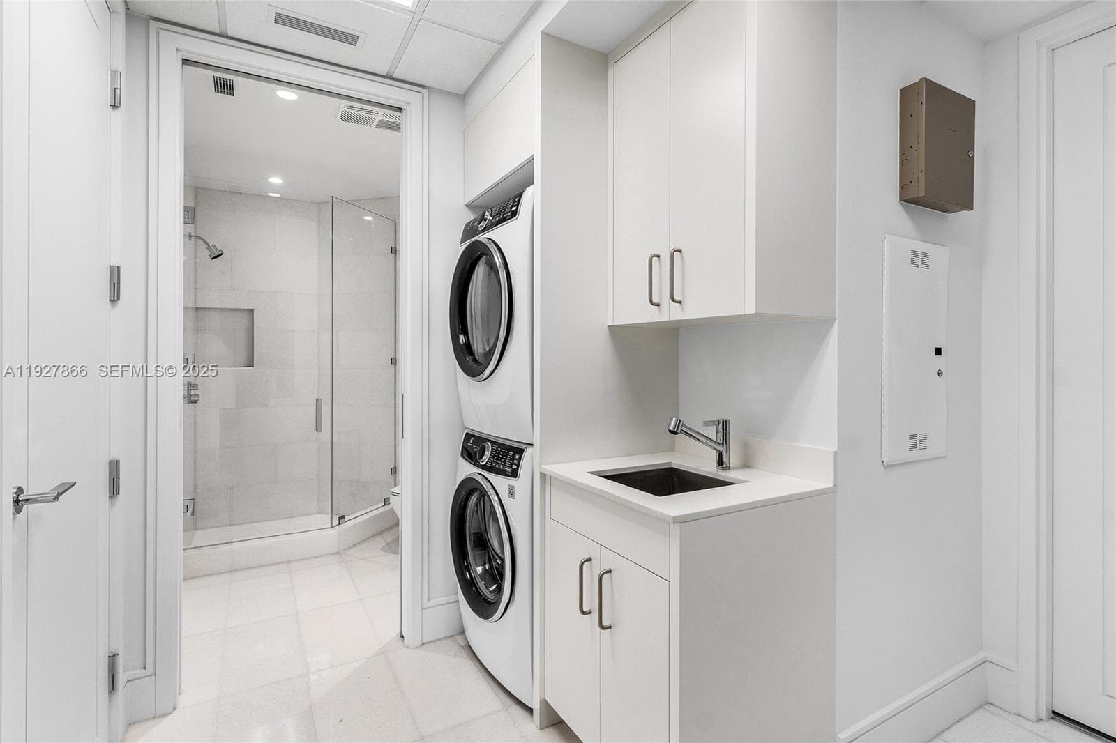 17975 Collins Ave # 3502, Sunny Isles Beach FL 33160 — 34