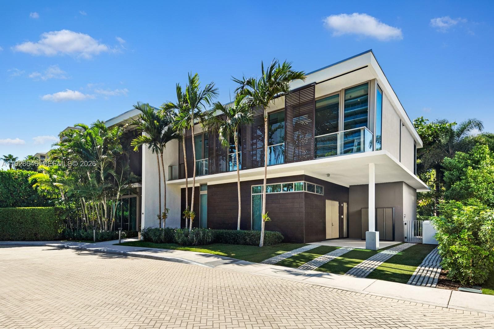 111 Reef Ln, Key Biscayne FL 33149 — 23