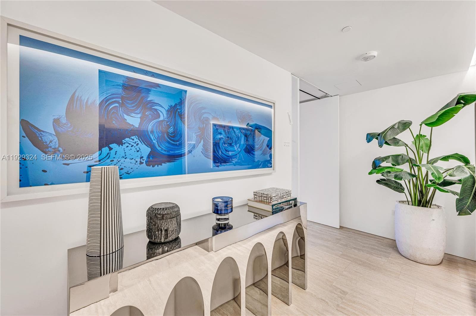 9111 Collins Ave # 322, Surfside FL 33154 — 16