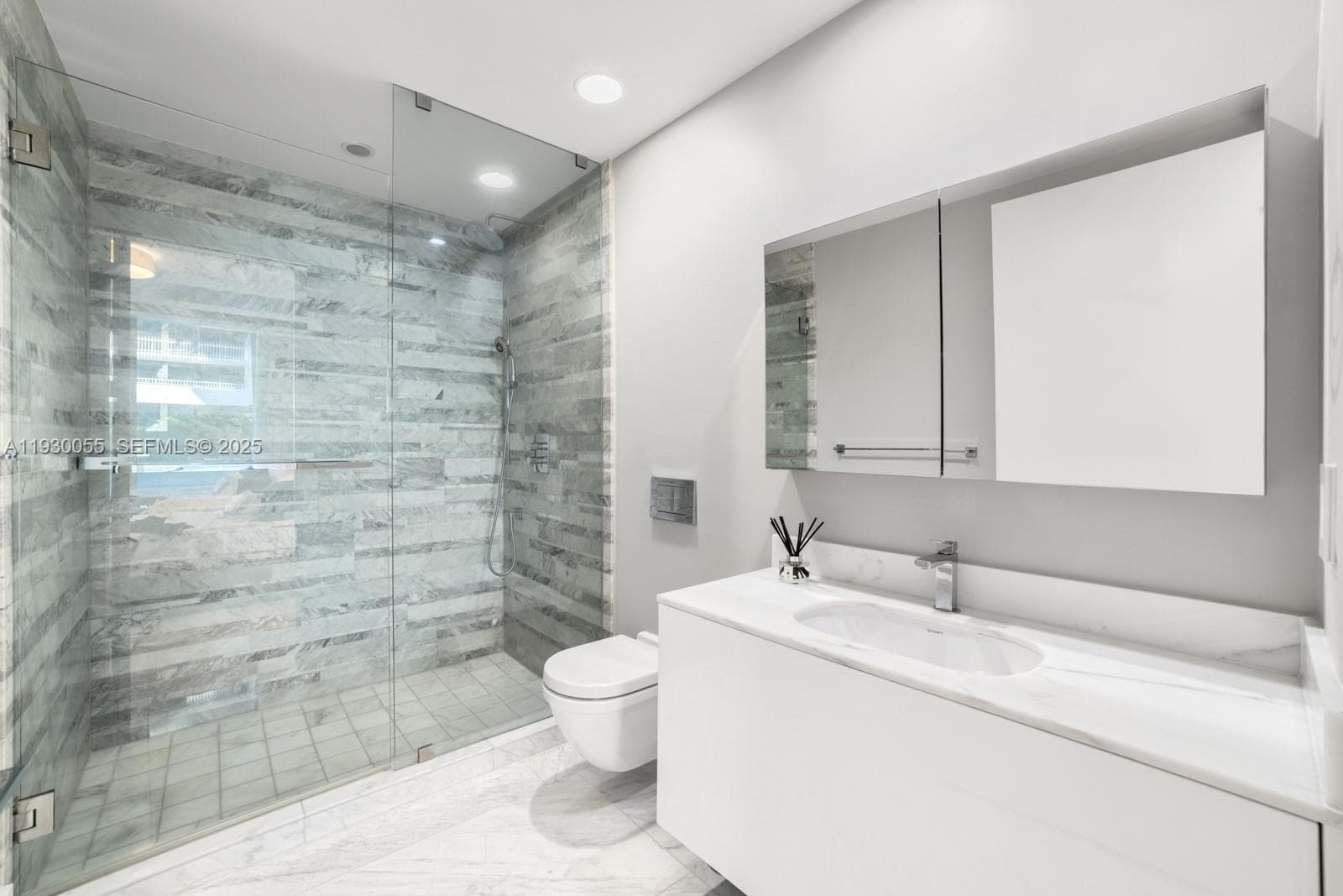 10203 Collins Ave # 201, Bal Harbour FL 33154 — 19