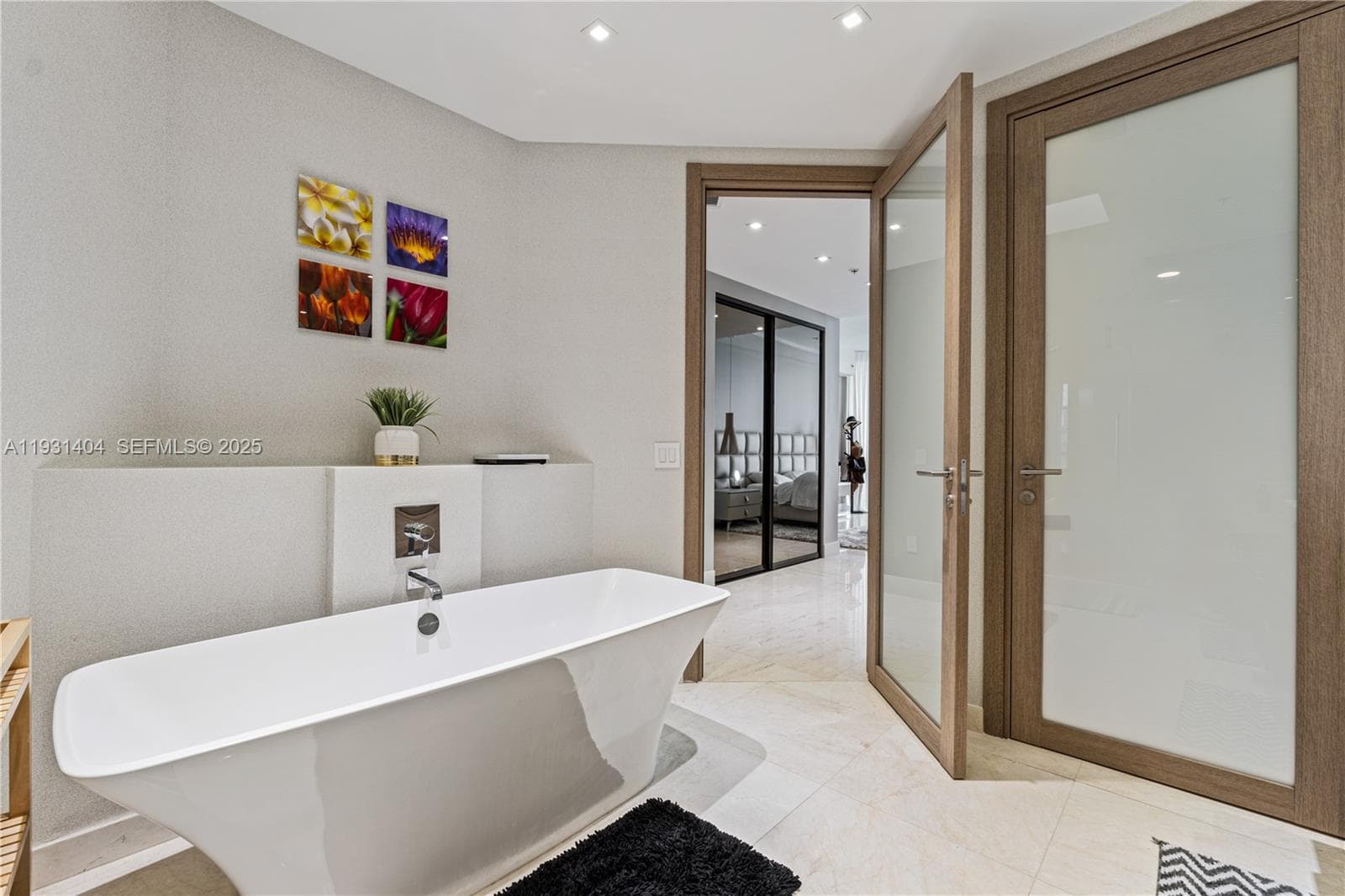 17301 Biscayne Blvd # 5, North Miami Beach FL 33160 — 10