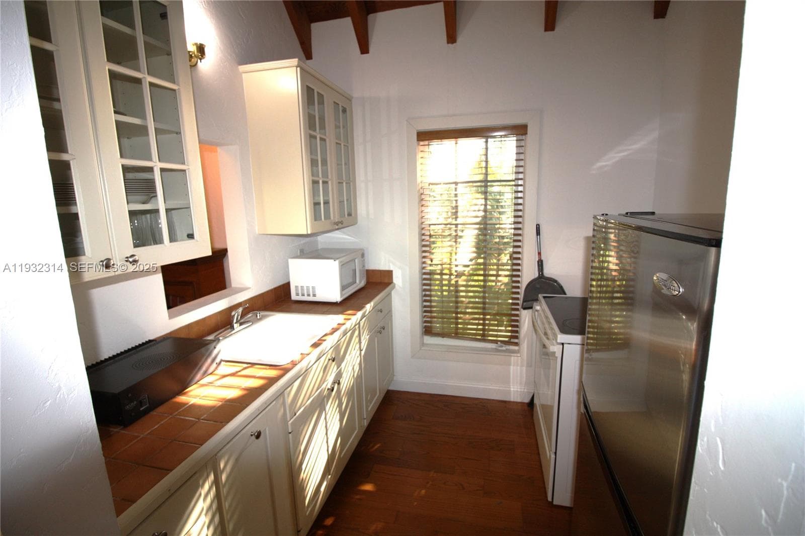 6750 Granada Blvd, Coral Gables FL 33146 — 36