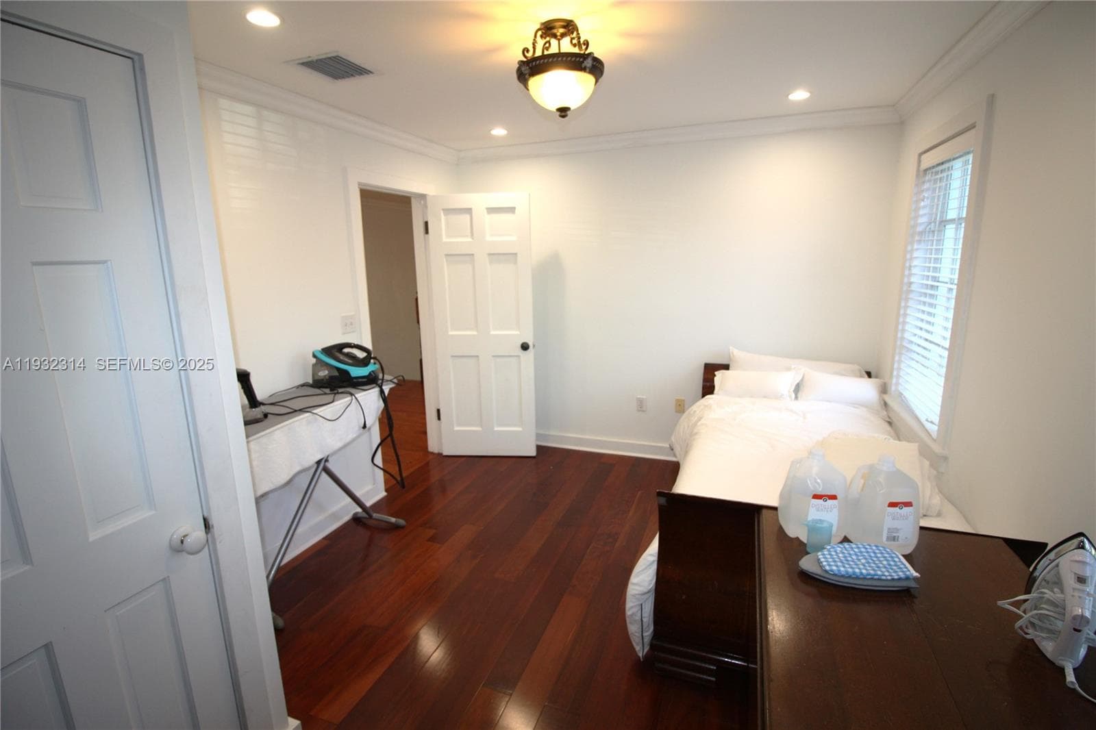 6750 Granada Blvd, Coral Gables FL 33146 — 19