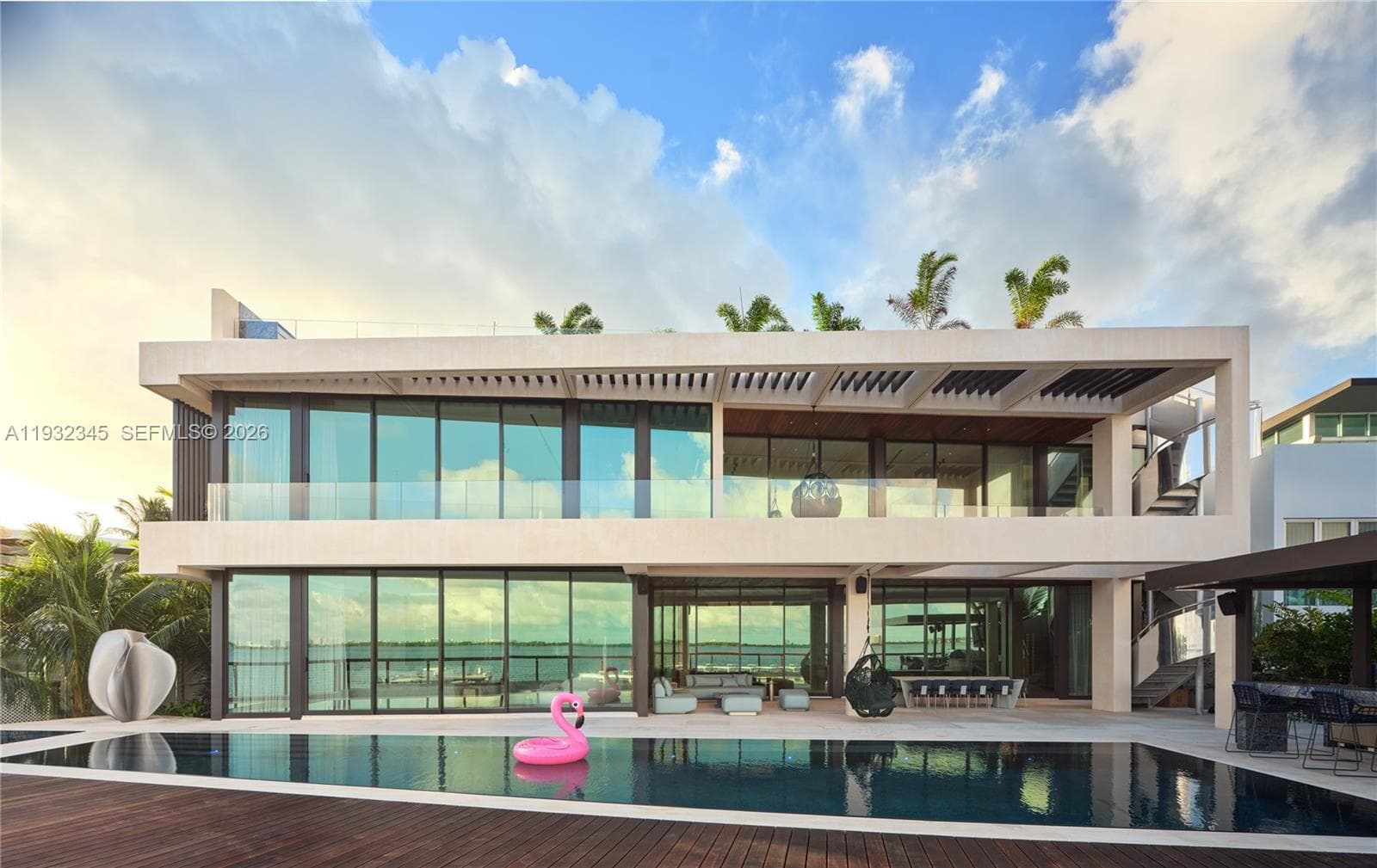 1413 N Venetian Way, Miami FL 33139 — 68