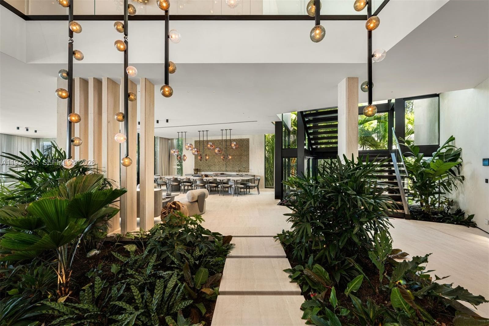 1413 N Venetian Way, Miami FL 33139 — 31