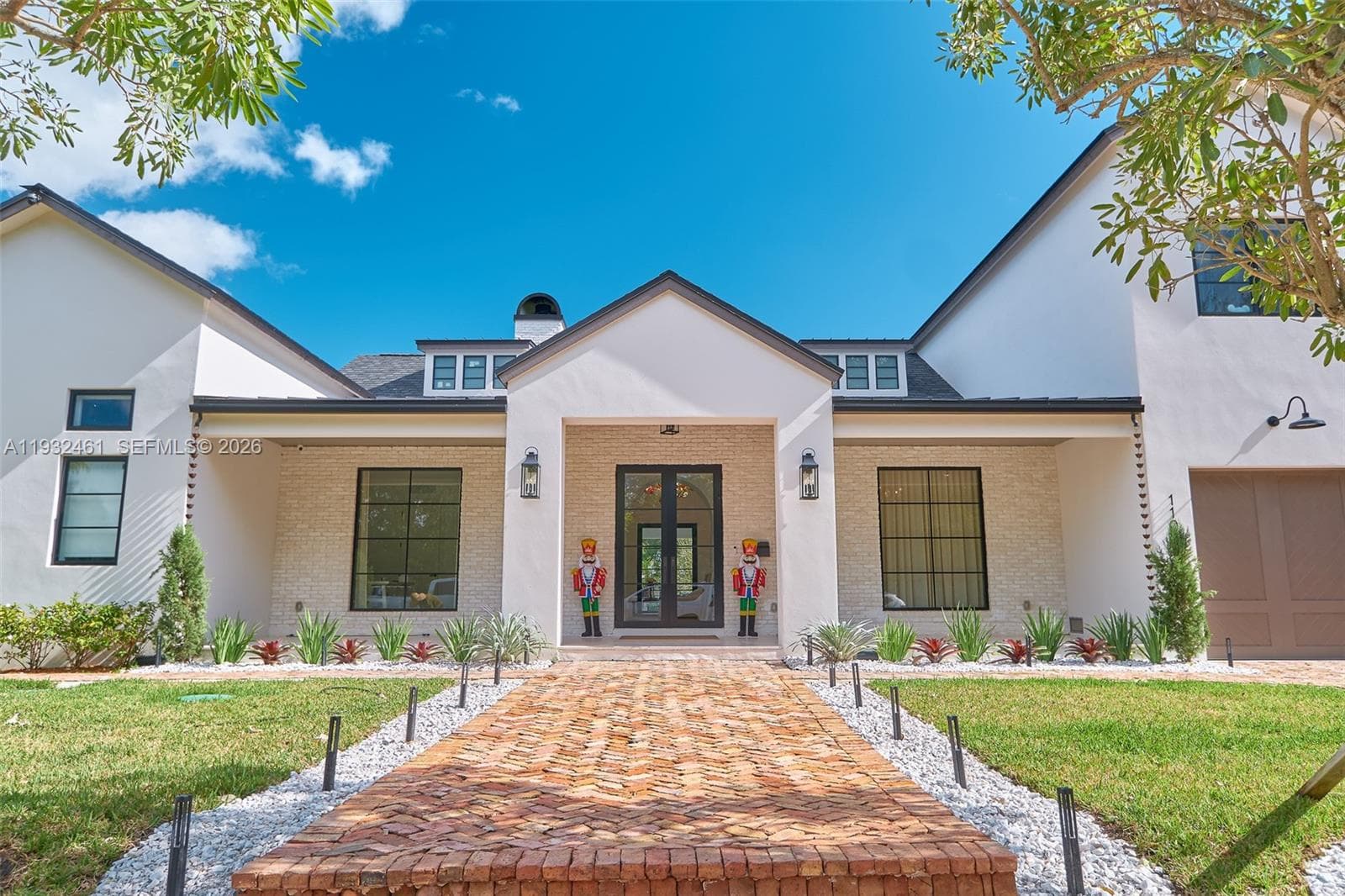 11001 SW 74th Ave, Pinecrest FL 33156 — 7