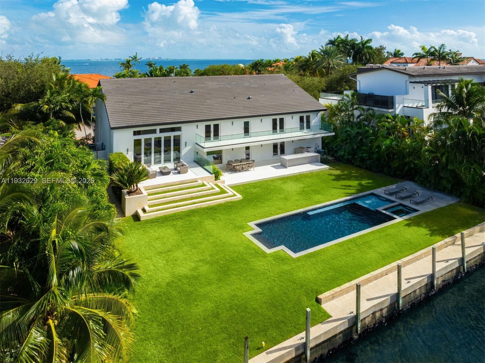 6970 Sunrise Dr, Coral Gables FL 33133 — 13