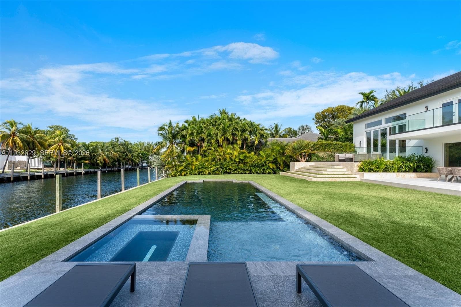 6970 Sunrise Dr, Coral Gables FL 33133 — 26