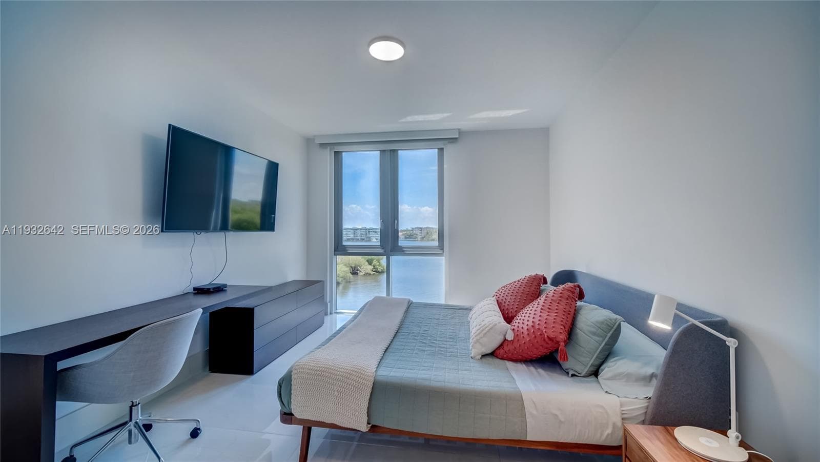 17111 Biscayne Blvd # 410, North Miami Beach FL 33160 — 11