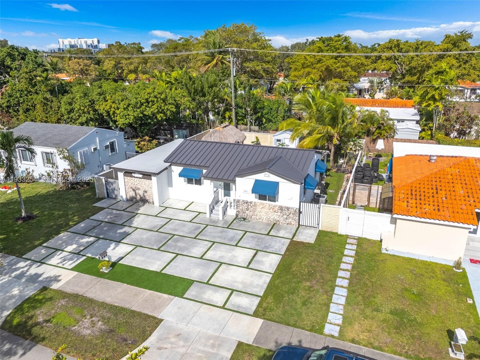 5931 SW 14th St, West Miami FL 33144 — 25
