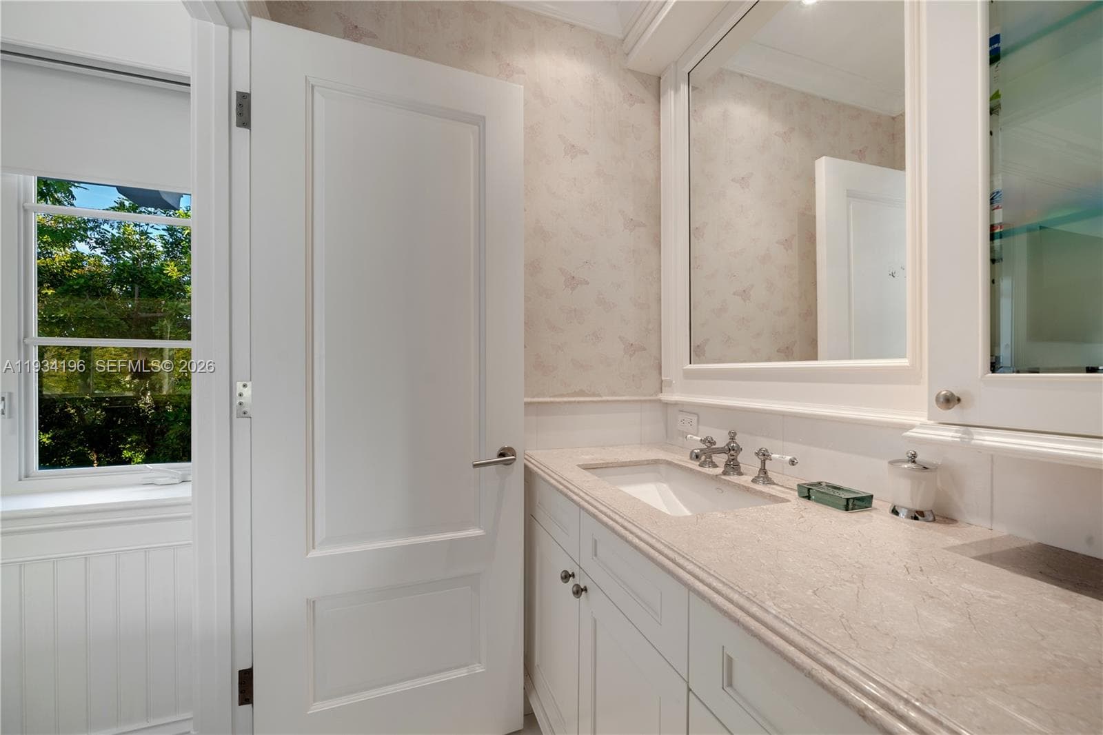 100 Cape Florida Dr, Key Biscayne FL 33149 — 32