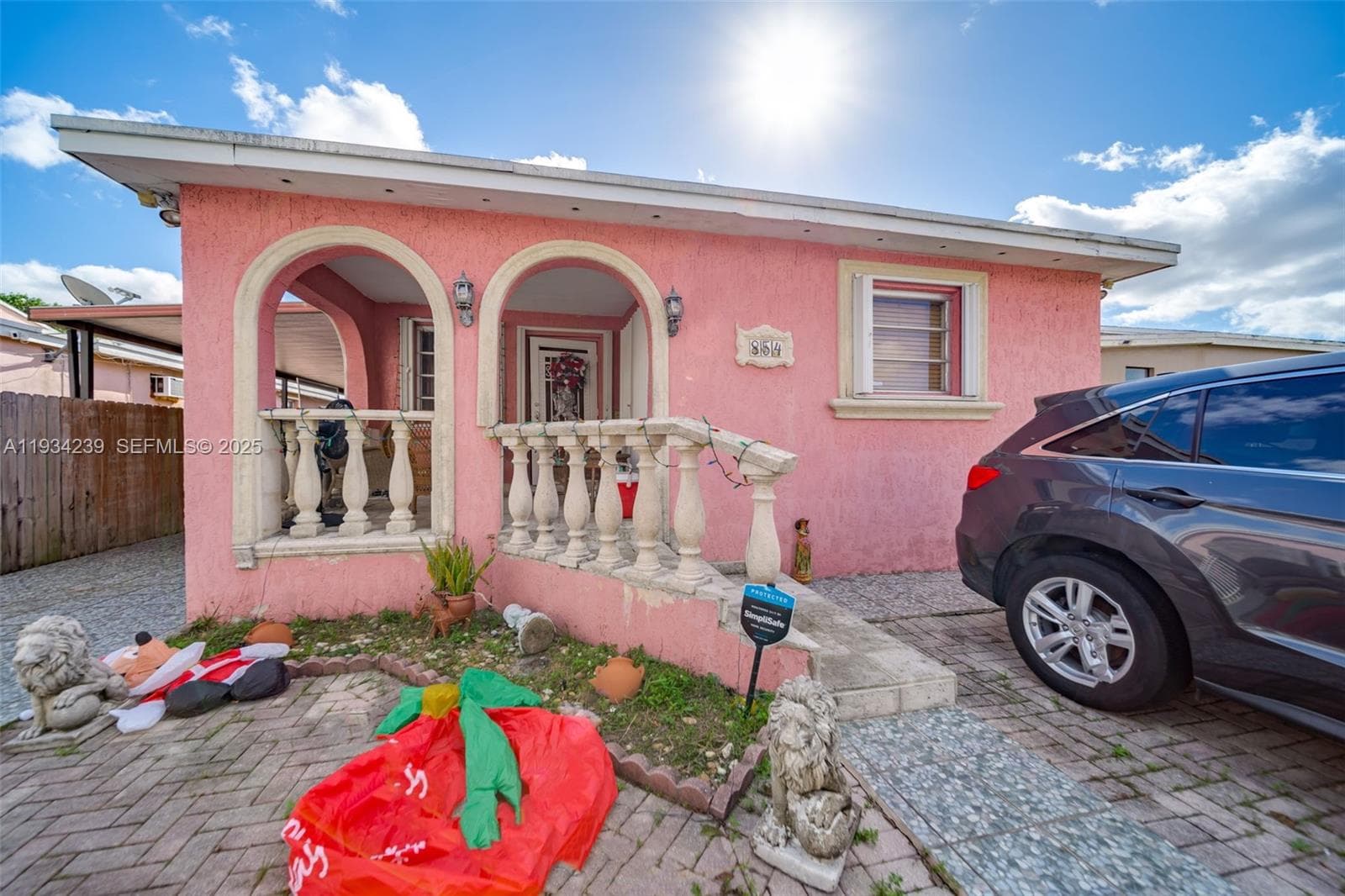 854 E 24th St, Hialeah FL 33013 — 7