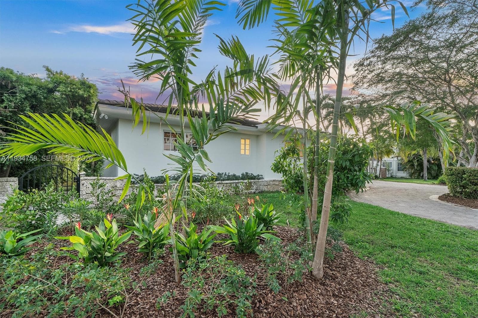 390 NE 103rd St, Miami Shores FL 33138 — 61