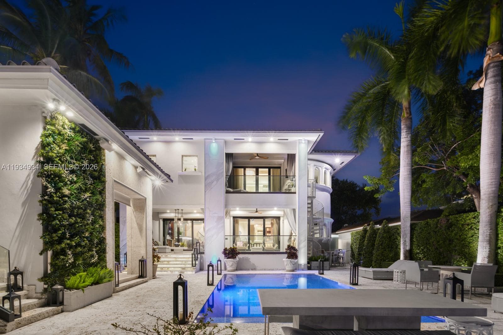 176 S Hibiscus Drive, Miami Beach FL 33139 — 39
