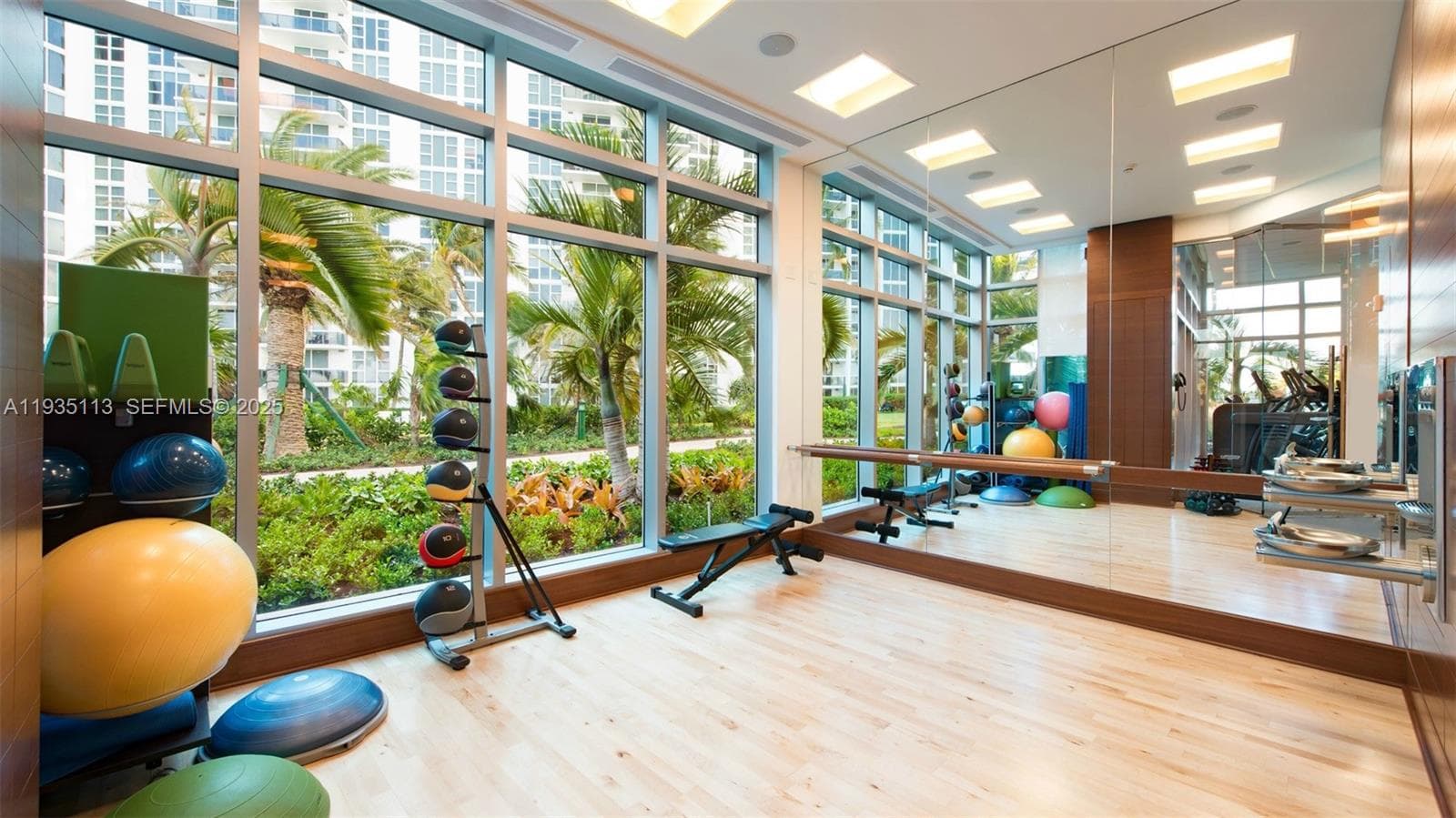 10295 Collins Ave # 804, Bal Harbour FL 33154 — 20