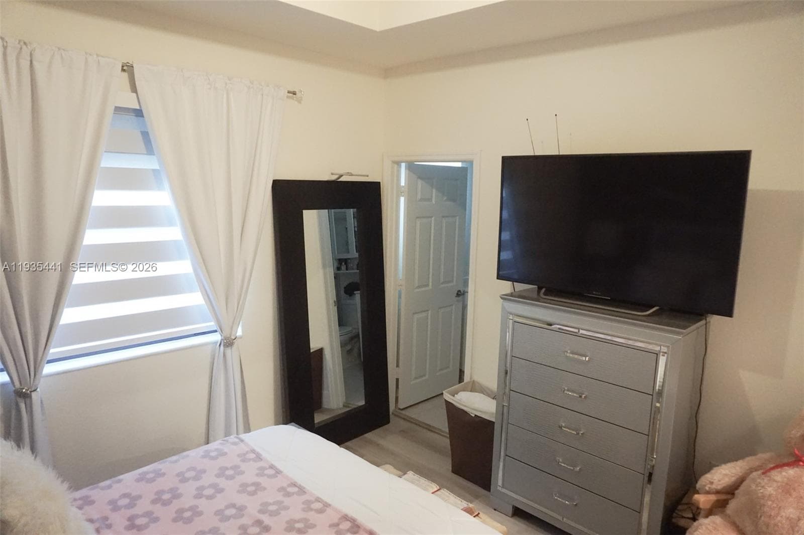 10589 W 32nd Ln, Hialeah Gardens FL 33018 — 40