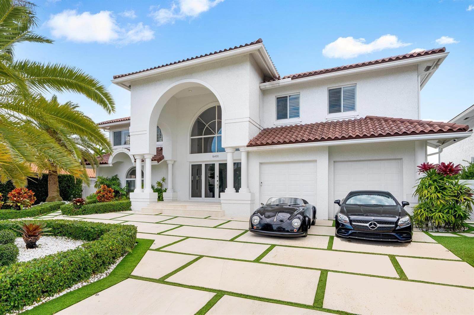 16430 NE 30th Avenue, North Miami Beach FL 33160 — 66