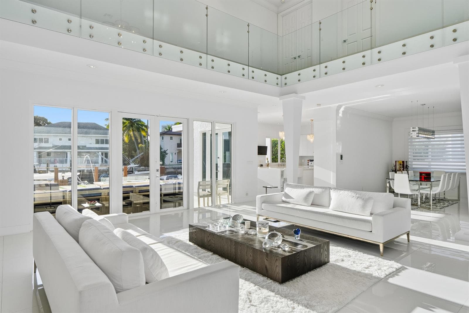 16430 NE 30th Avenue, North Miami Beach FL 33160 — 10