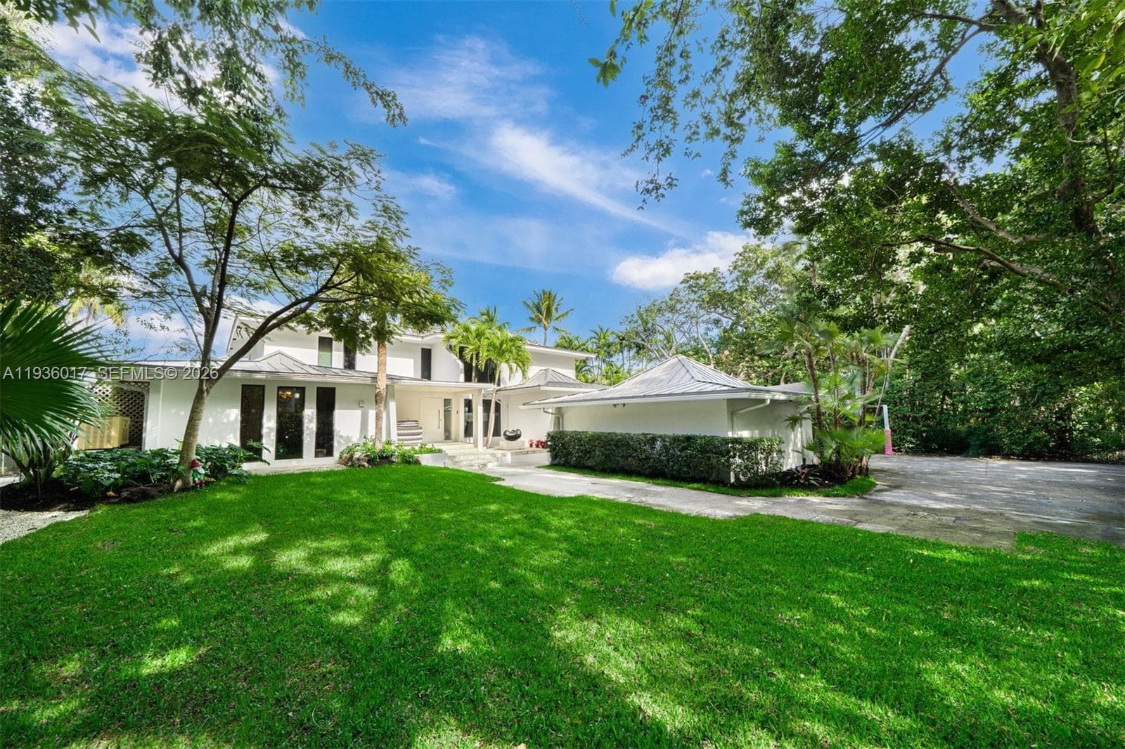 121 Knollwood Drive, Key Biscayne FL 33149 — 6