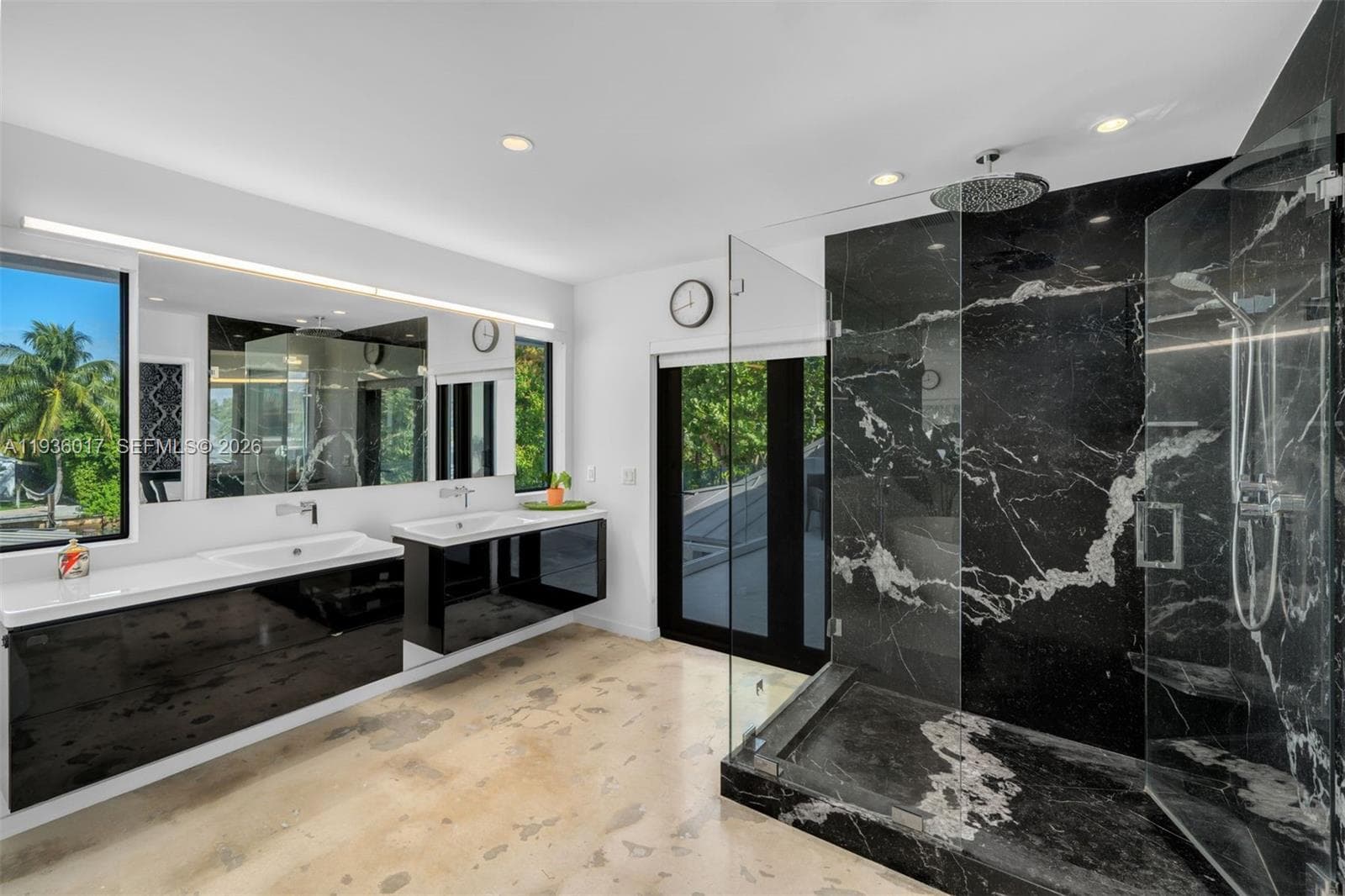 121 Knollwood Drive, Key Biscayne FL 33149 — 24