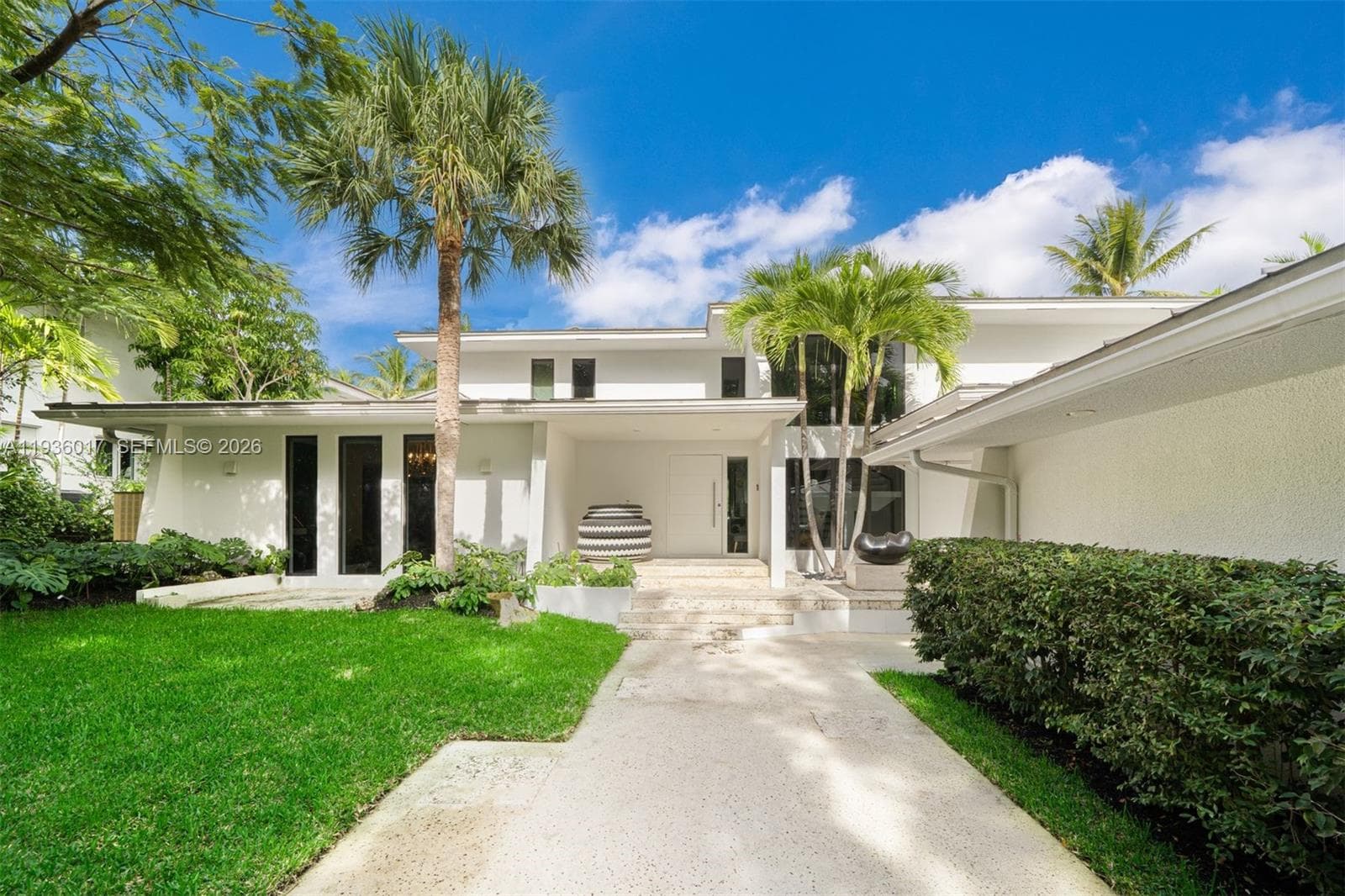121 Knollwood Drive, Key Biscayne FL 33149 — 4