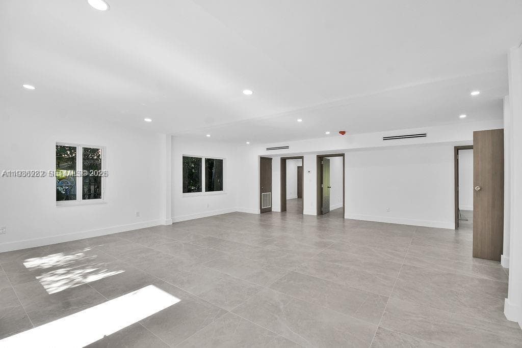 7902 SW 67th Ave, South Miami FL 33143 — 3