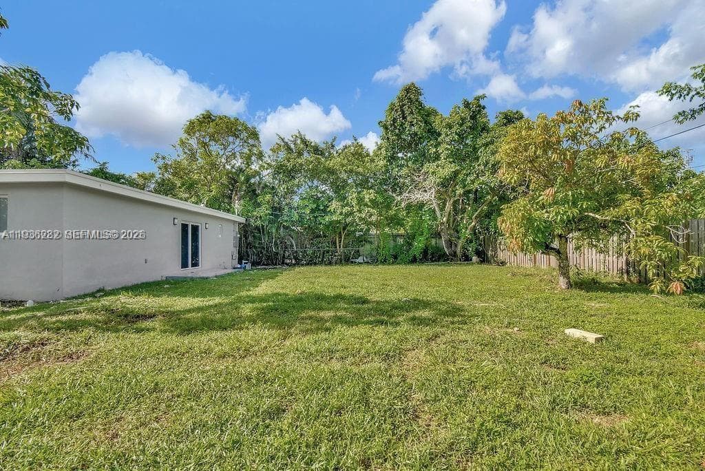 7902 SW 67th Ave, South Miami FL 33143 — 20