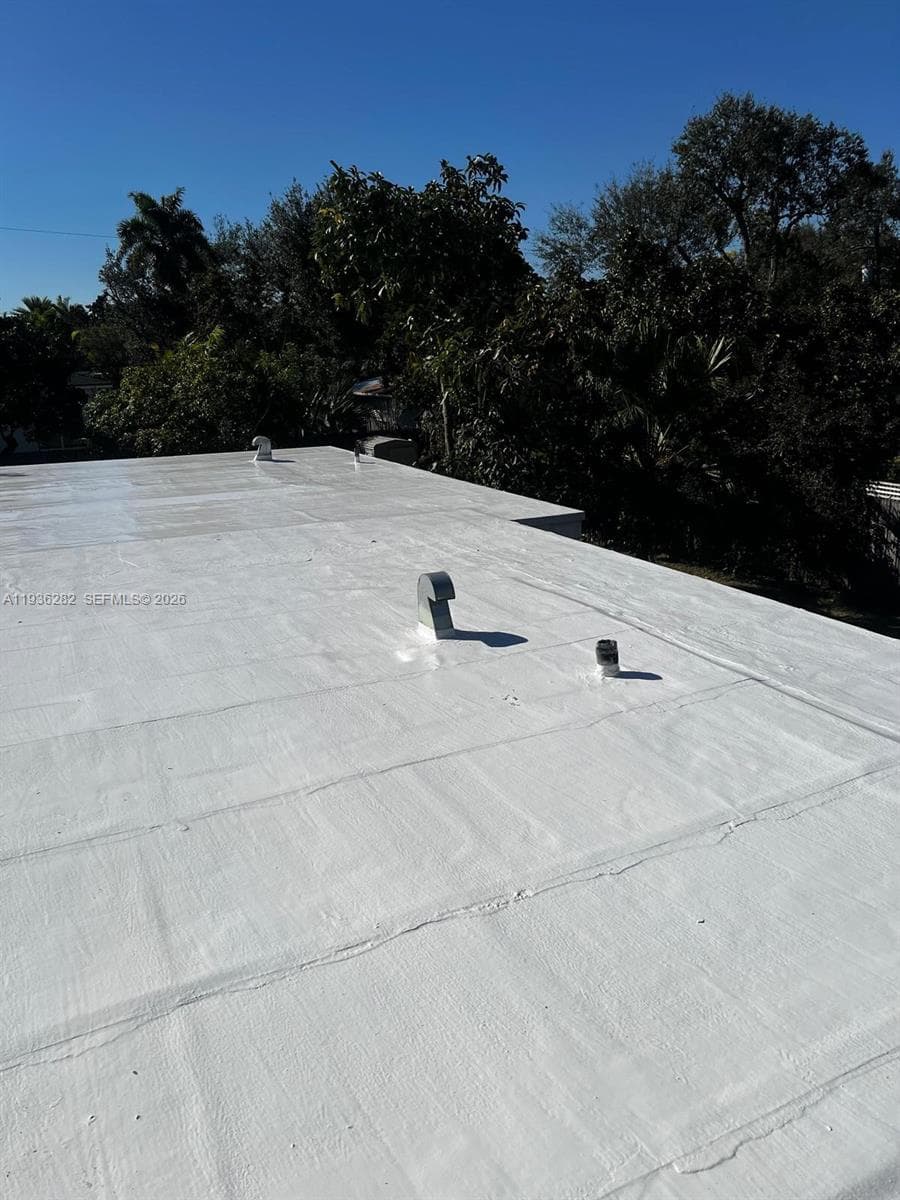 7902 SW 67th Ave, South Miami FL 33143 — 24