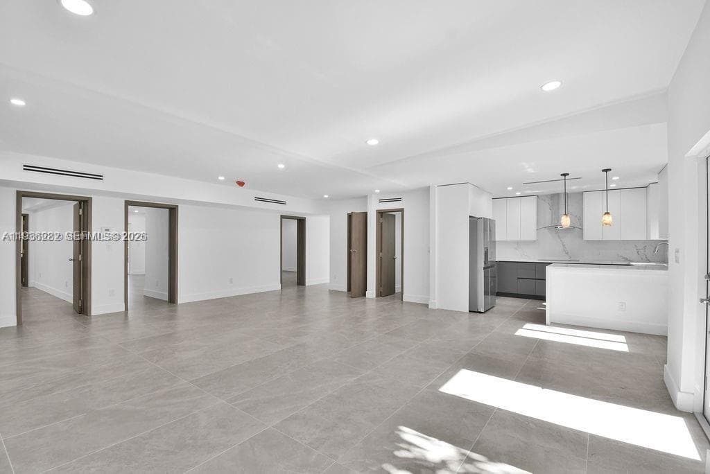 7902 SW 67th Ave, South Miami FL 33143 — 4