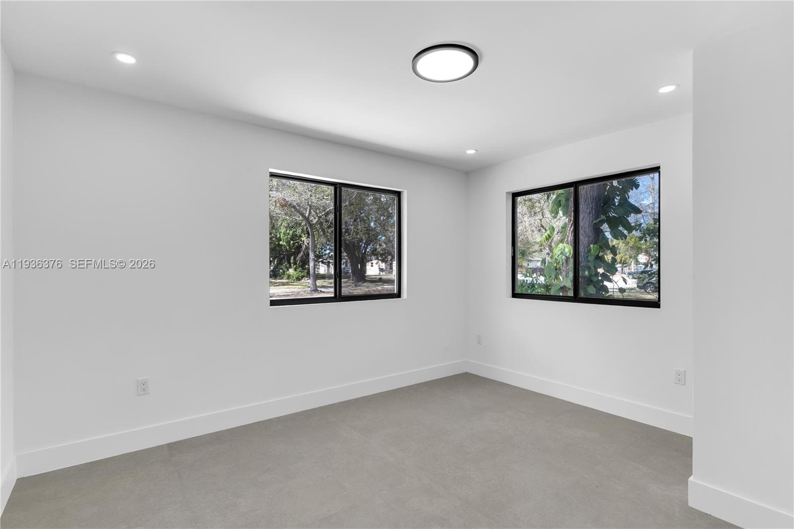 6421 SW 59th Ave, South Miami FL 33143 — 15