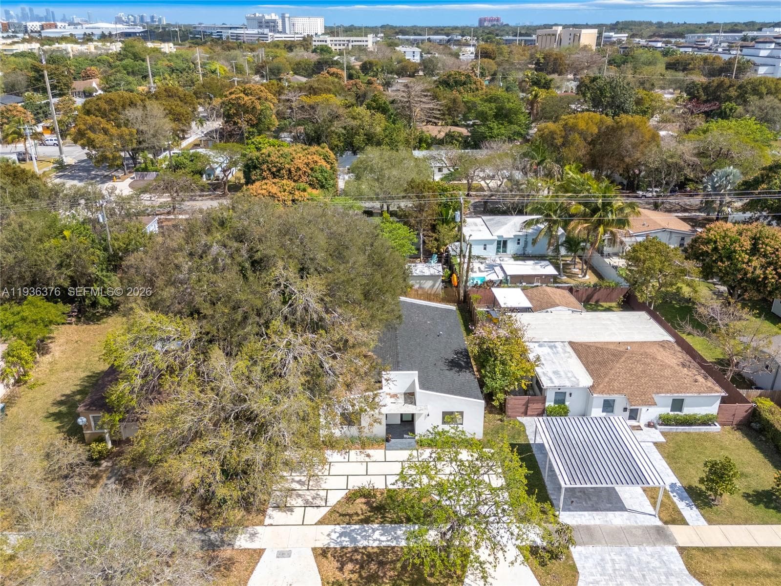 6421 SW 59th Ave, South Miami FL 33143 — 35