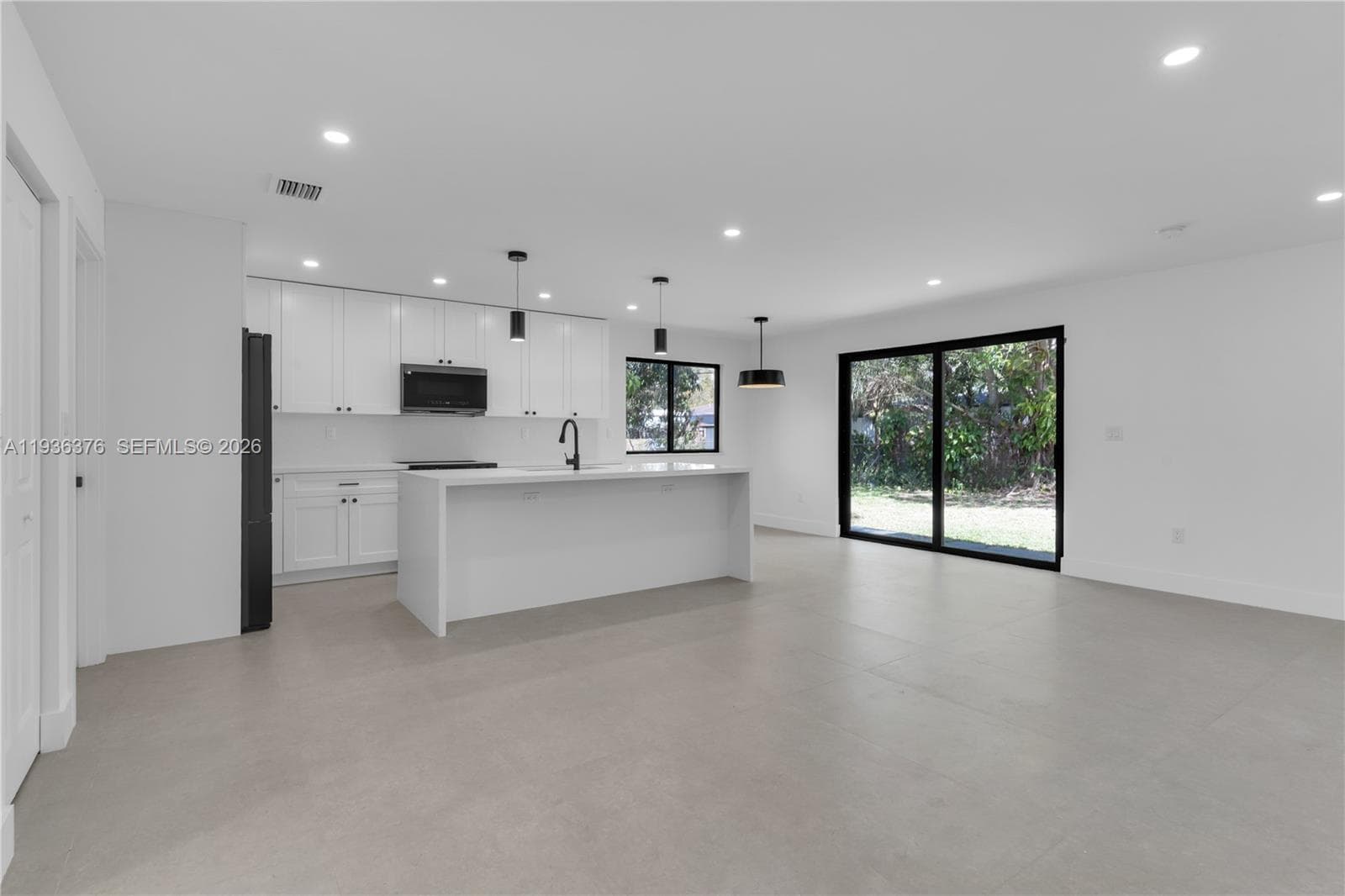 6421 SW 59th Ave, South Miami FL 33143 — 8