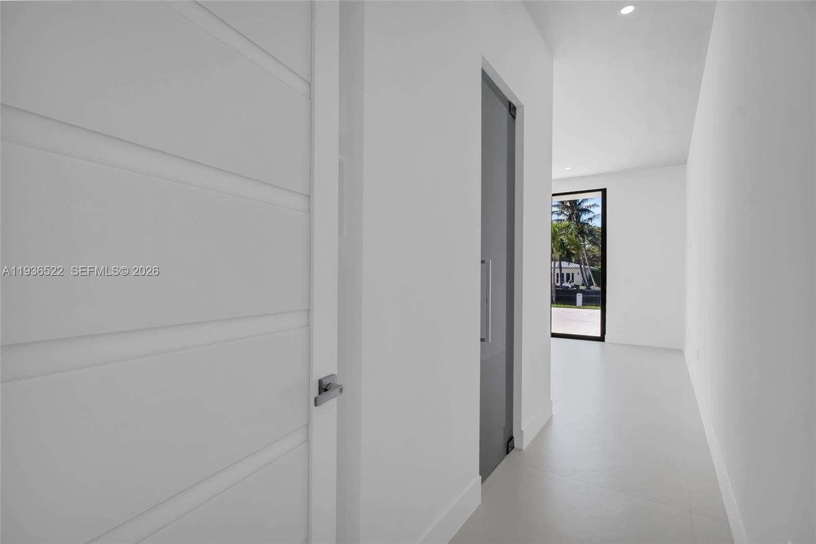 13200 N Bayshore Dr, North Miami FL 33181 — 27