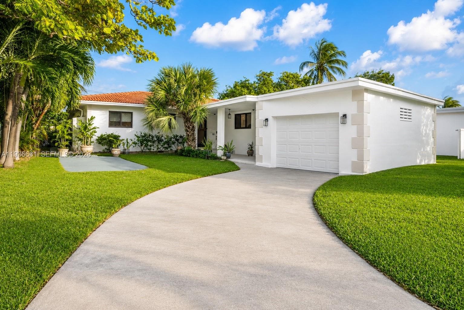 7517 Cutlass Ave, North Bay Village FL 33141 — 1