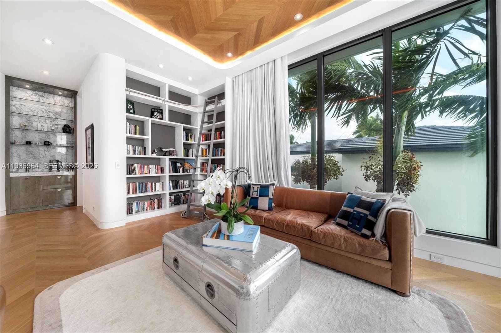 503 E Dilido Dr, Miami Beach FL 33139 — 32