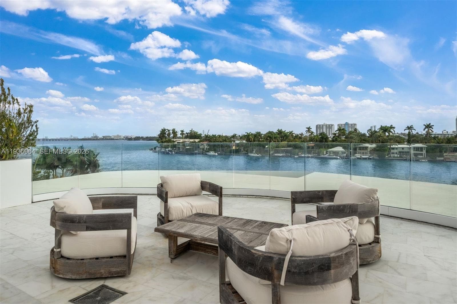503 E Dilido Dr, Miami Beach FL 33139 — 51