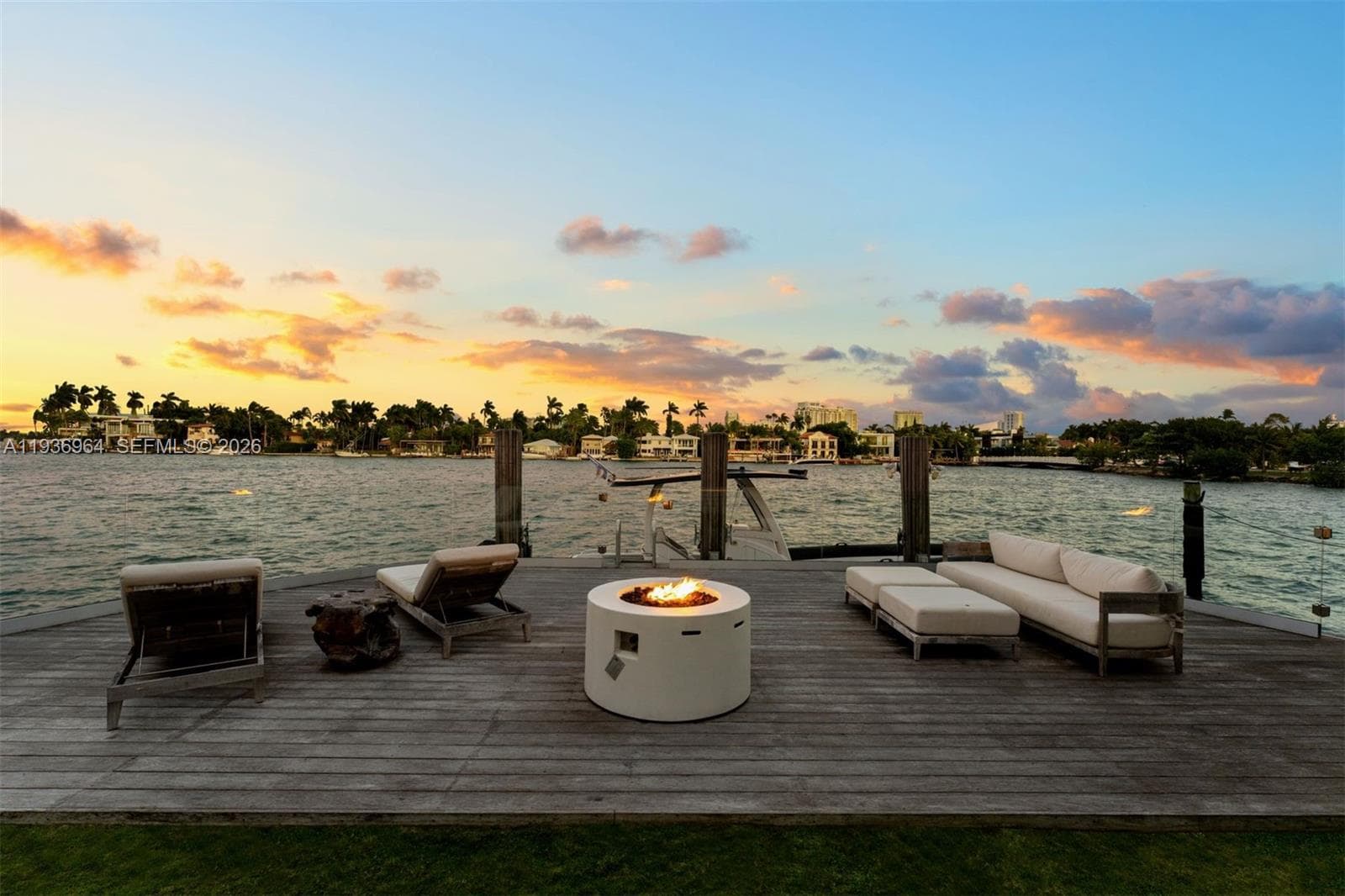 503 E Dilido Dr, Miami Beach FL 33139 — 54