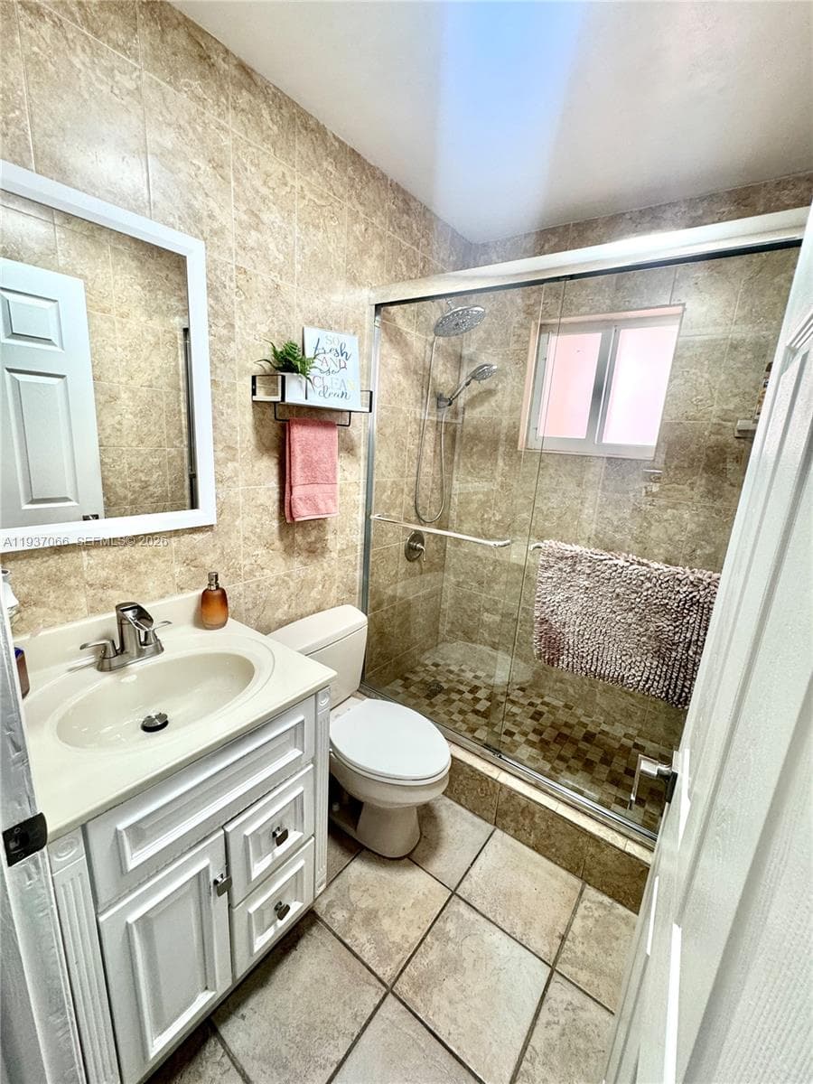 11512 SW 6th St, Sweetwater FL 33174 — 10