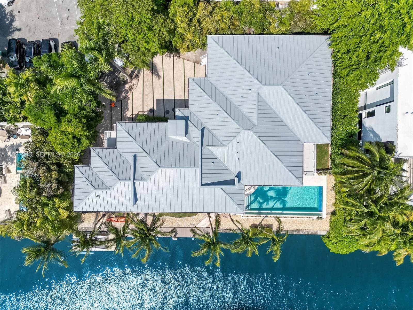 3835 Carole Ct, Miami FL 33133 — 42