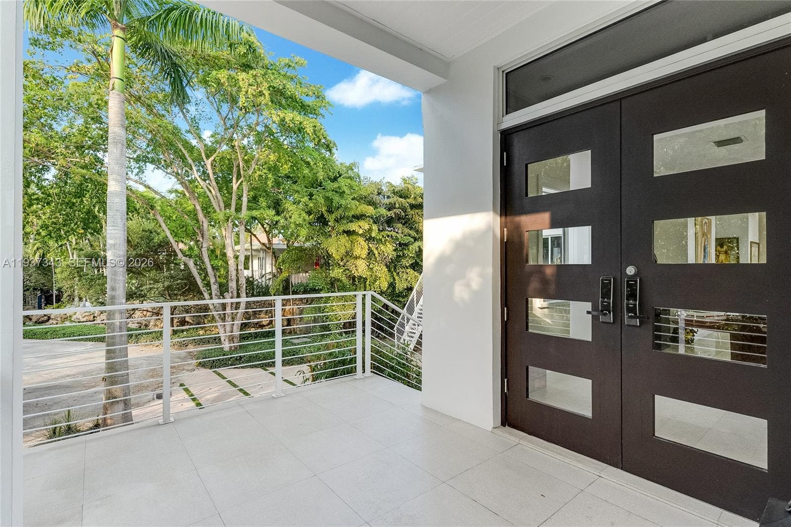 3835 Carole Ct, Miami FL 33133 — 7