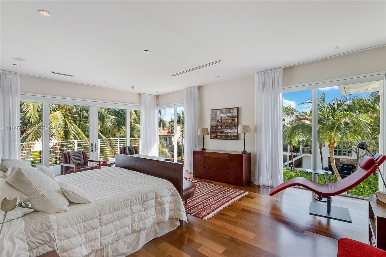 3835 Carole Ct, Miami FL 33133 — 31