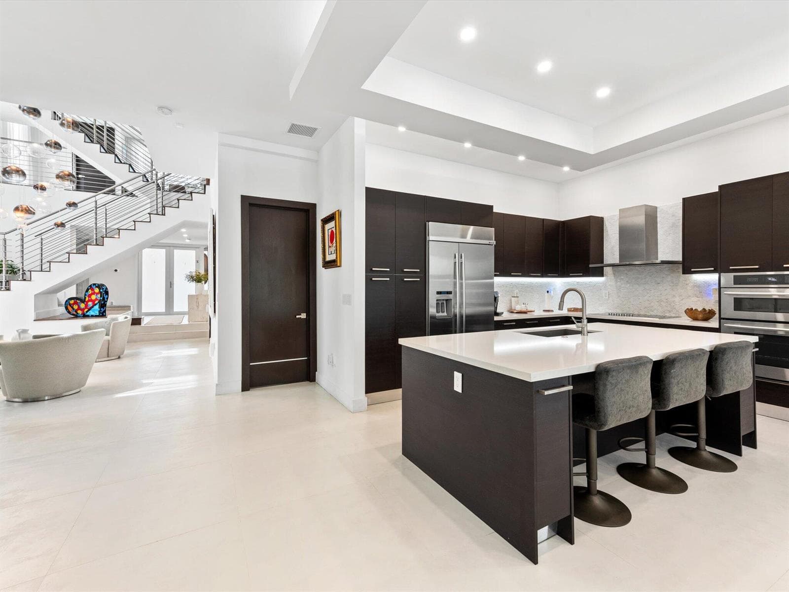 8405 NW 34th Drive, Doral FL 33122 — 9