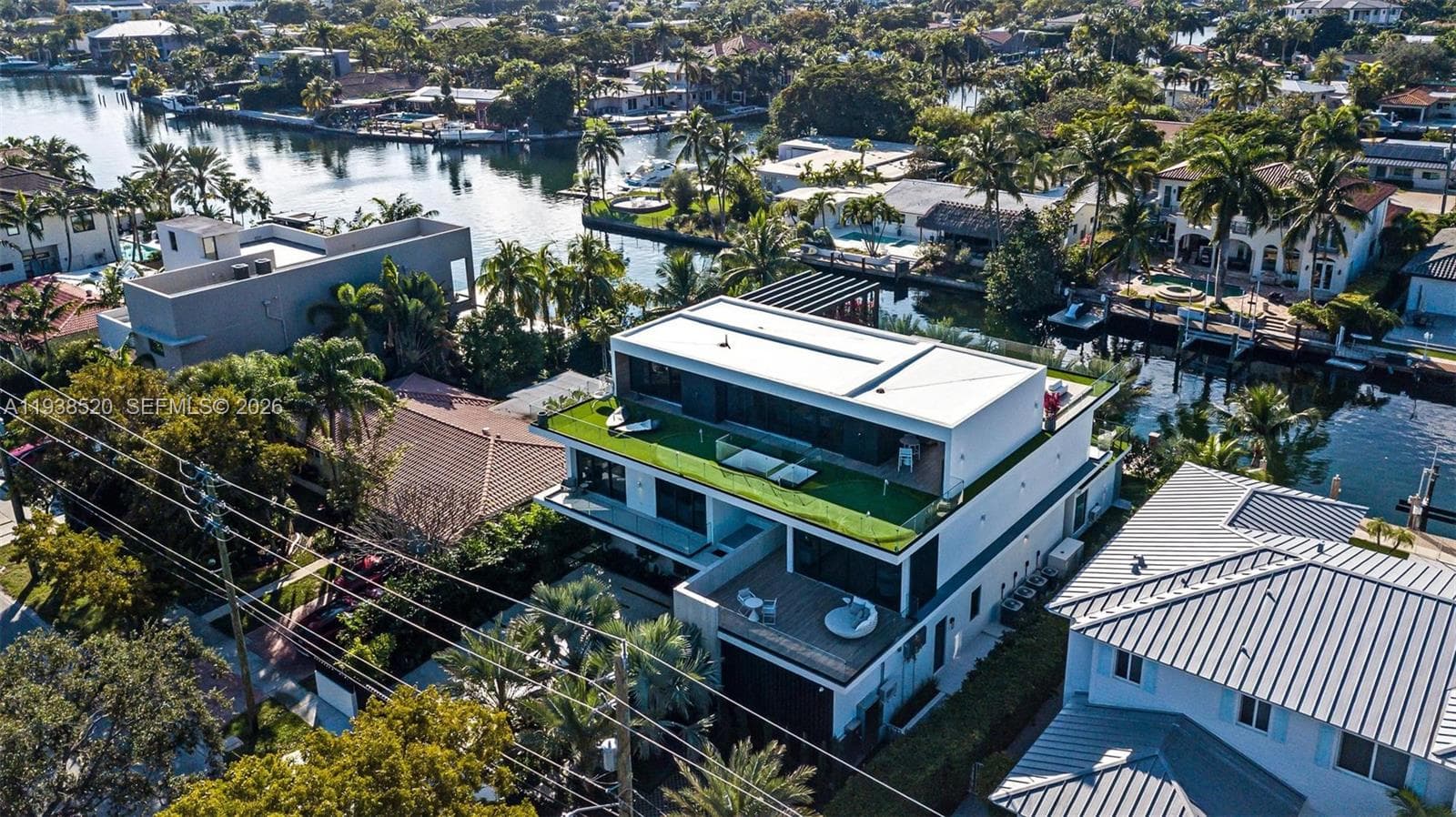 13000 N Bayshore Dr, North Miami FL 33181 — 75