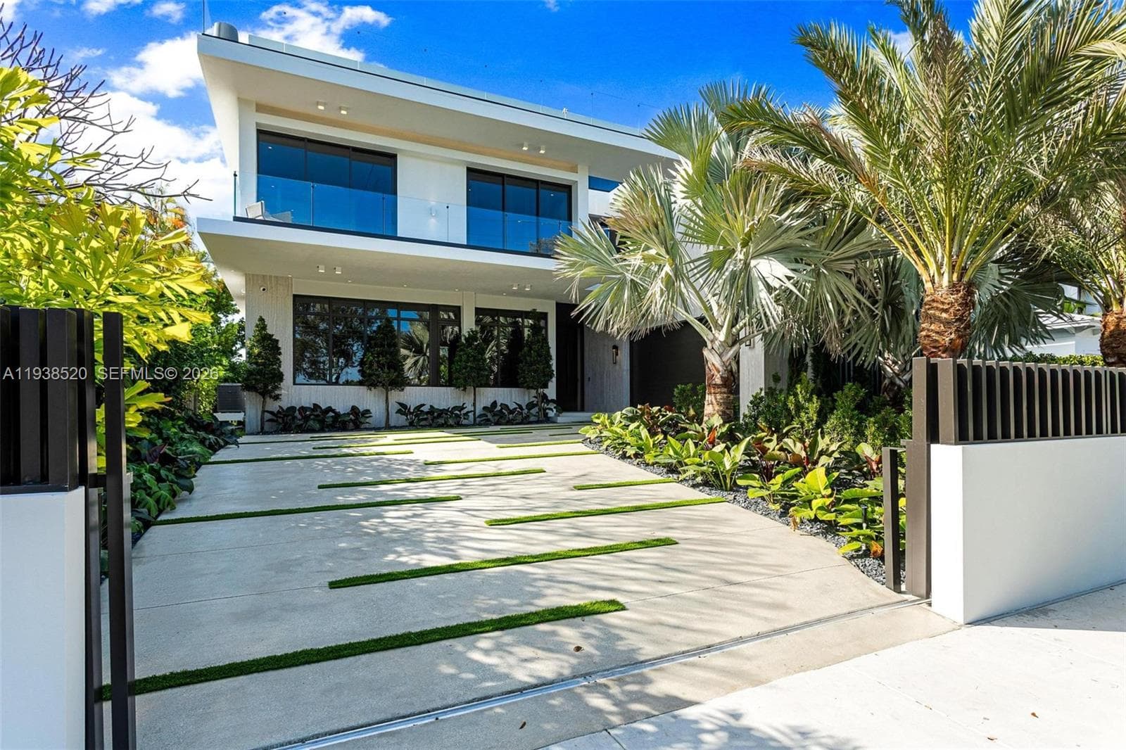 13000 N Bayshore Dr, North Miami FL 33181 — 9