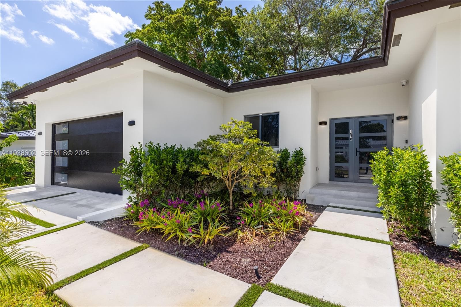 1030 NE 121st St, Biscayne Park FL 33161 — 54
