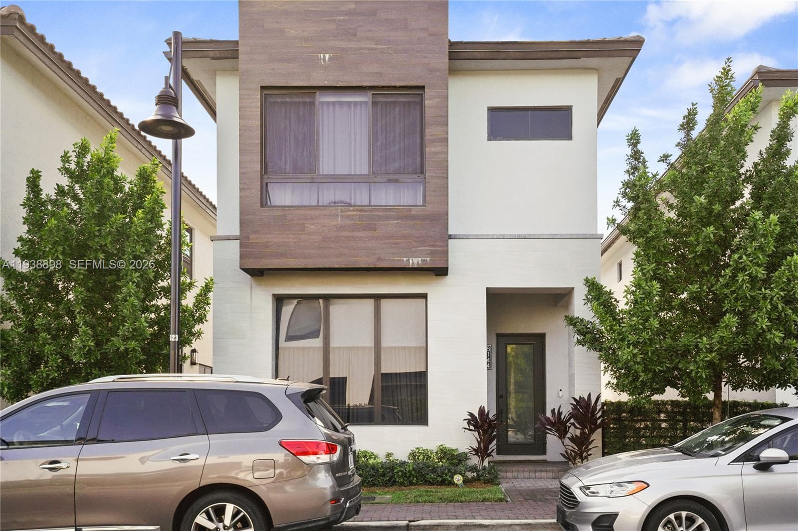 8144 NW 43rd St, Doral FL 33166 — 31